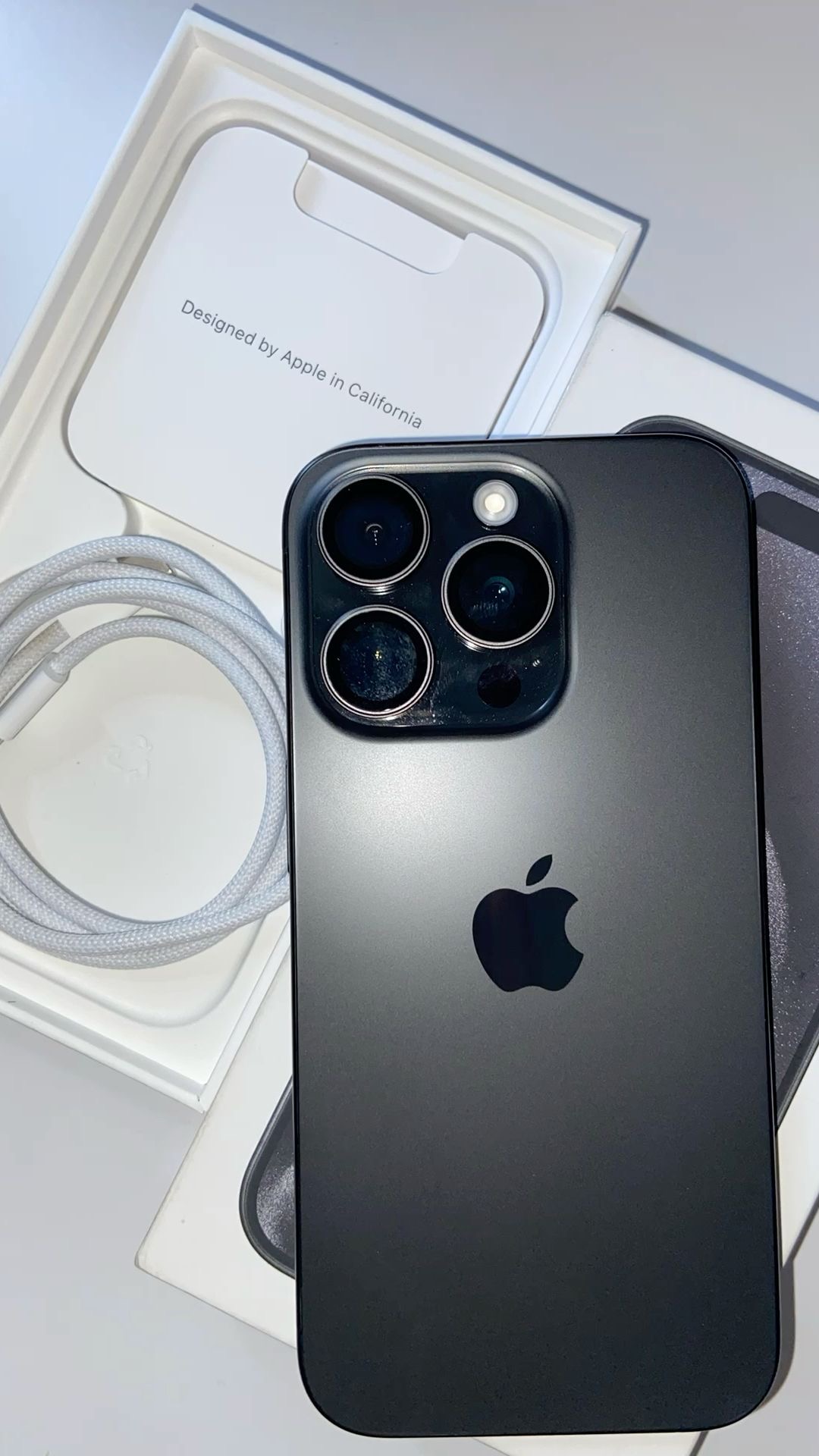 📱 iPhone 15 Pro – eSIM ✨256 giga — photo 2